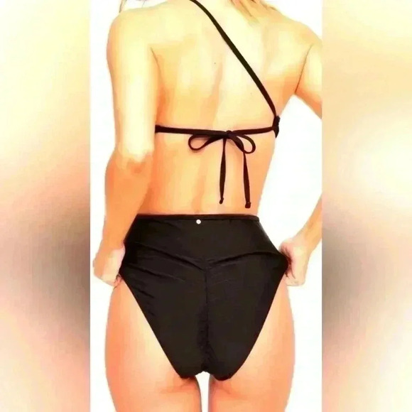 Adore Me black 'Dustin' One-piece Swimsuit  (O 5.19.12) - Picture 3 of 8